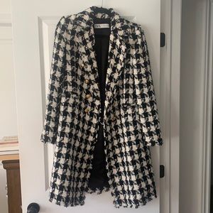 Zara houndstooth long jacket size M. Never worn!